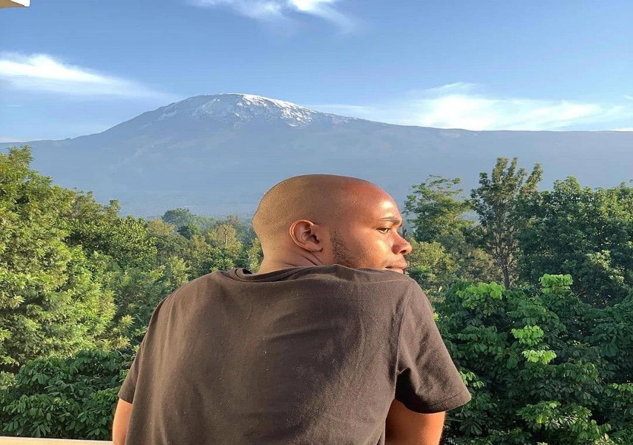 Kilimanjaro White House Hotel Моши Екстериор снимка